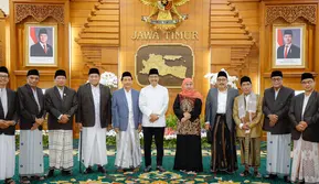 Bertemu di Grahadi, Gus Ipul dan Khofifah Bahas Persiapan Muktamar NU 2026