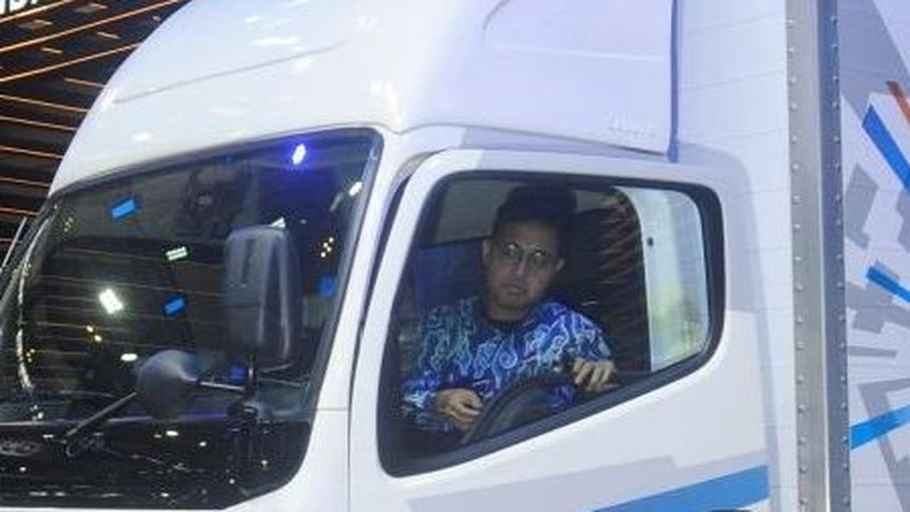 Fuso eCanter, hadir dengan teknologi terdepan dan ramah lingkungan. Foto: merdeka.com / Arie Basuki<br>