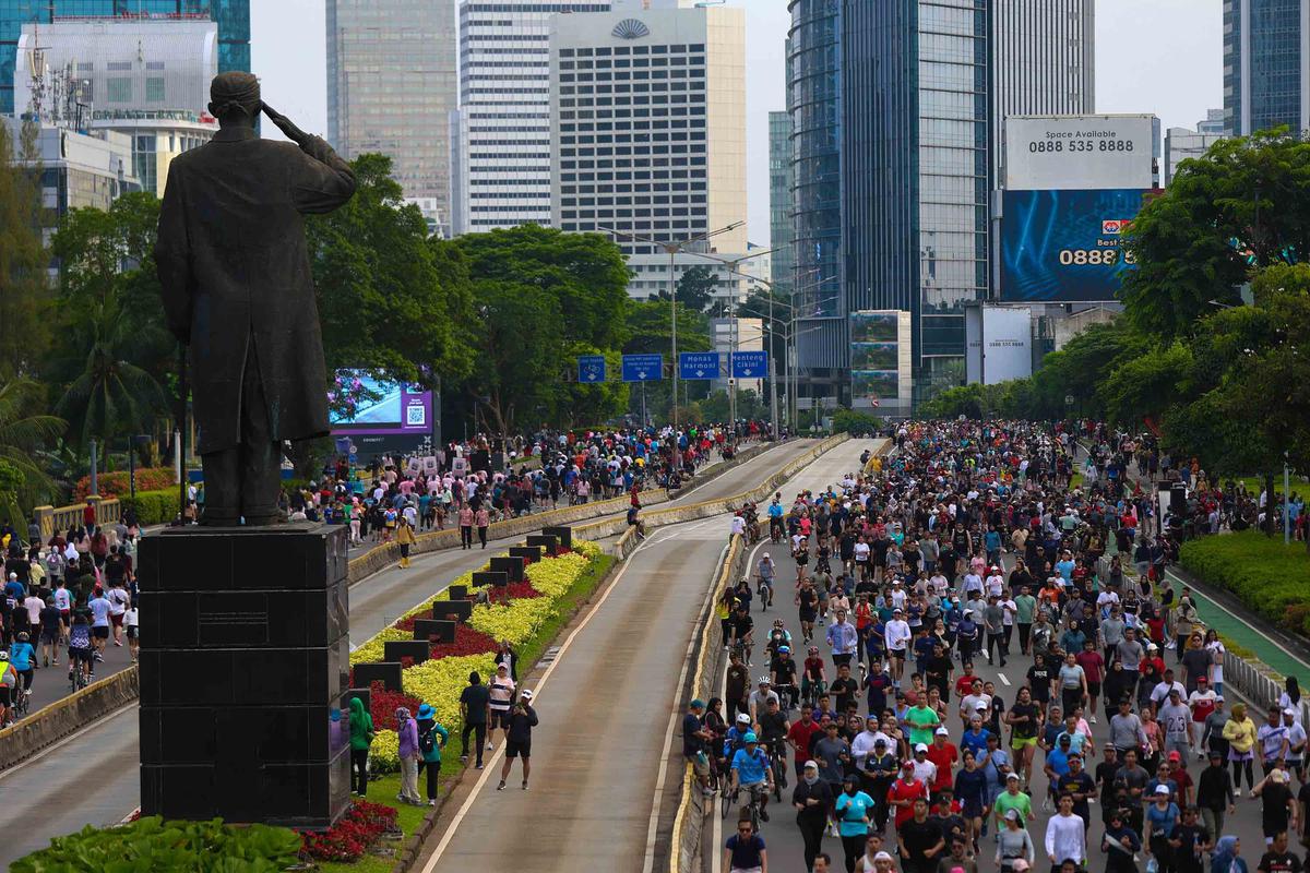 FOTO: CFD Jakarta Kembali Bergairah, Warga Sesalkan Aksi Demonstrasi Anarkis