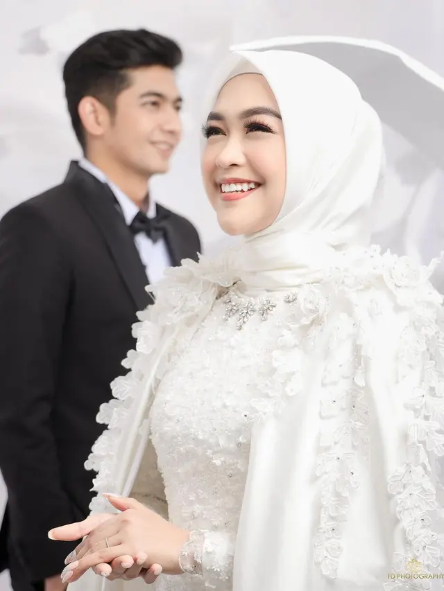 Jelang Menikah, Ini 6 Potret Prewedding Ria Ricis dan Teuku Ryan