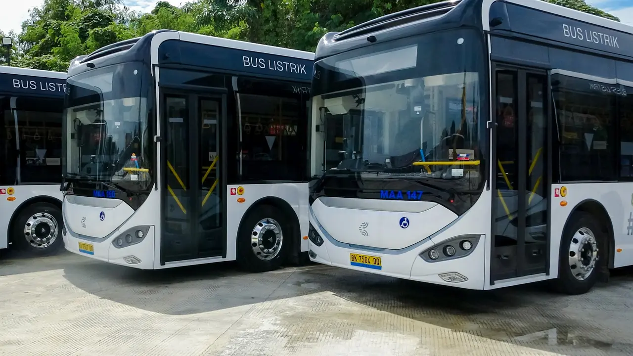Bus Listrik