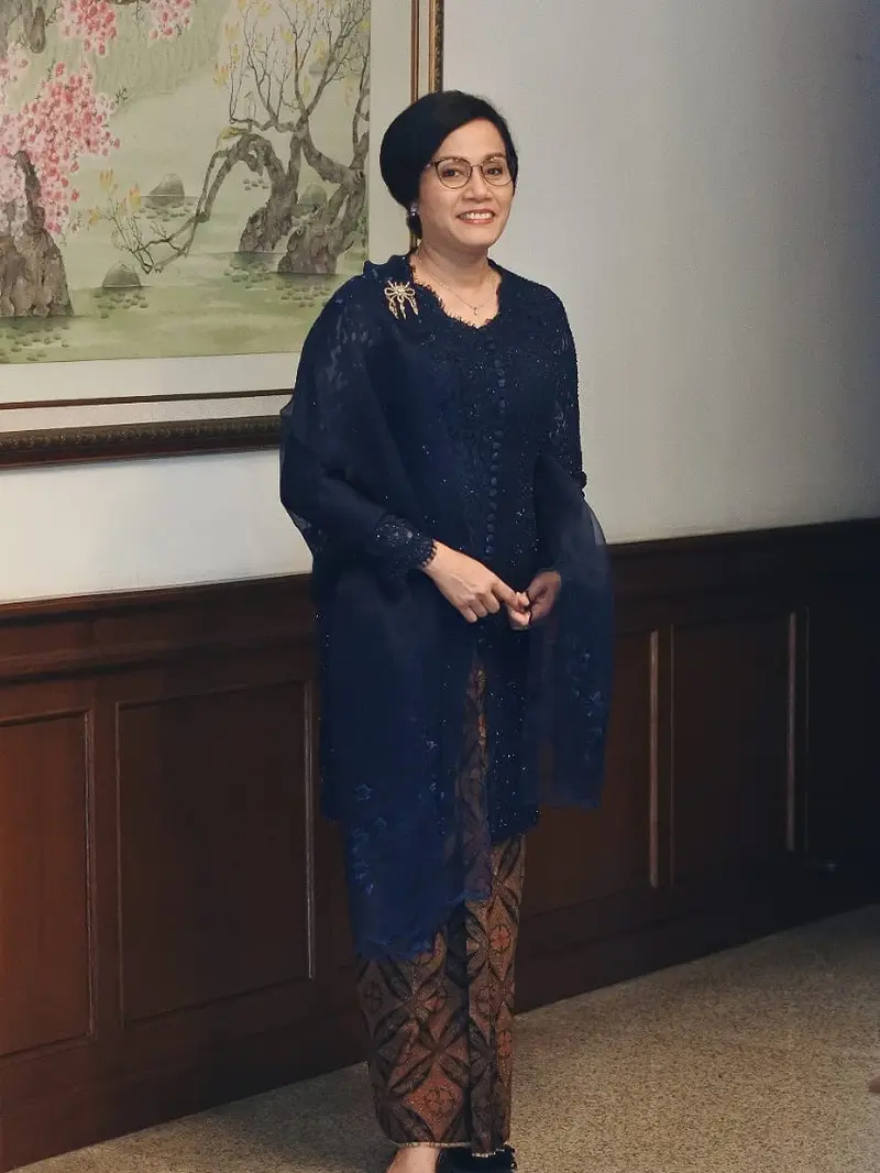 Menteri Keuangan Sri Mulyani dalam SVARNA by IKAT Indonesia oleh Didiet Maulana, foto: Istimewa