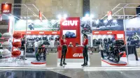 Booth GIVI di penyelenggaraan Indonesia Motorcycle Show.