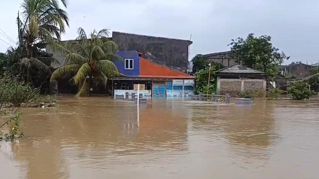 Ratusan Jiwa Mengungsi Akibat Banjir Jayanti Tangerang Capai Empat Meter