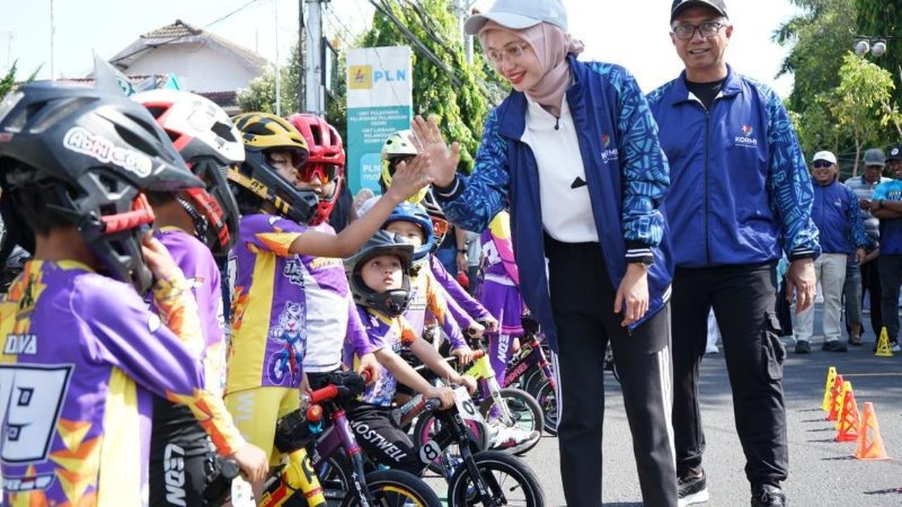 Jadi 'Bunda Olahraga', Wali Kota Kediri Ajak Warga Gemar Olahraga Demi Kesehatan dan Produktivitas