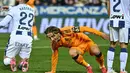 Los Blancos unggul lebih awal lewat gol yang dicetak Luka Modric pada menit ke-18. (JAVIER SORIANO/AFP)