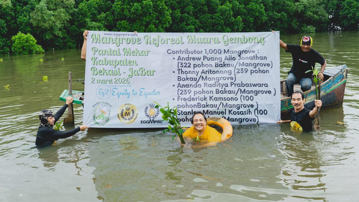 Kolaborasi Lingkungan: 3.000 Pohon dan 11.840 Telur Dibagikan untuk Hadapi Perubahan Iklim