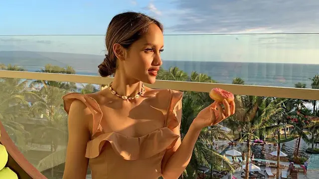 Pesona Cinta Laura Kiehl, Ariana Grande Indonesia