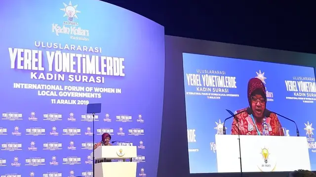 Wali Kota Risma saat Menjadi Keynote Speaker di Turki