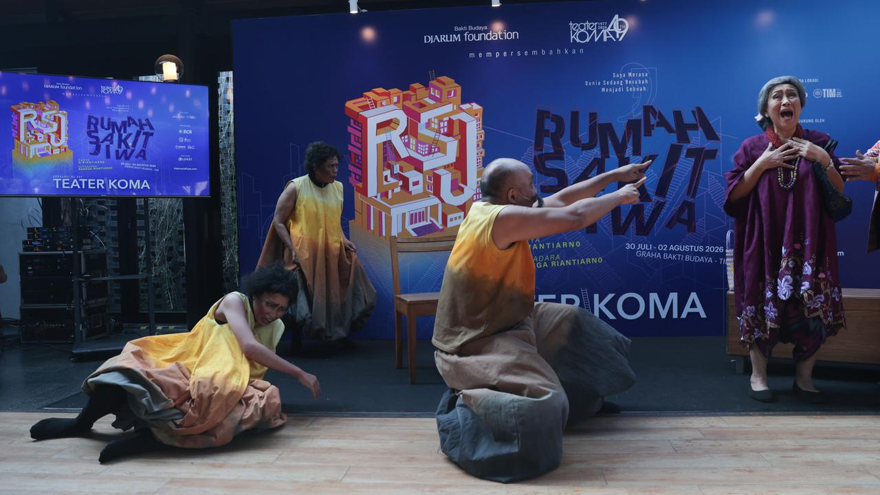 Teater Koma Pentaskan Kembali Rumah Sakit Jiwa Setelah 35 Tahun