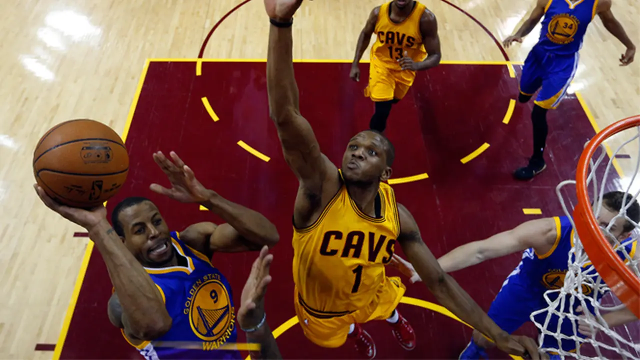 Gim 4 Final NBA: Golden State Warriors vs Cleveland Cavaliers