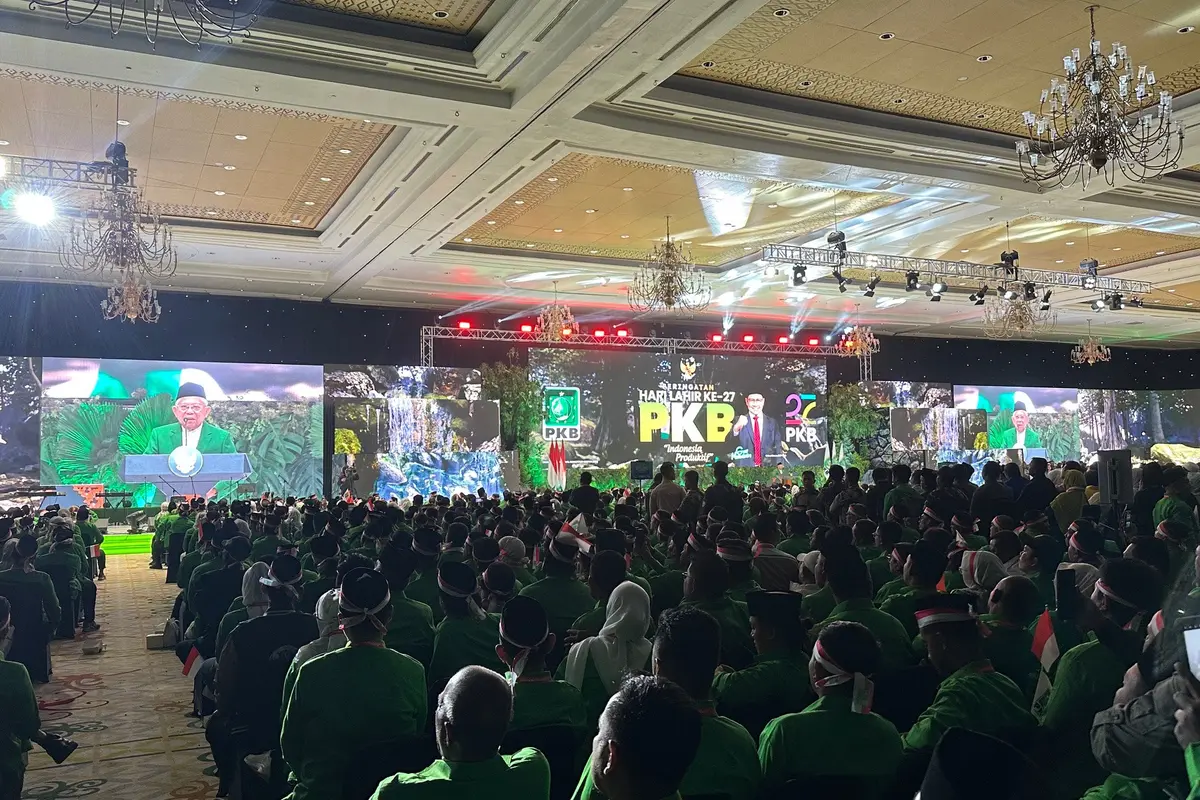 Wakil Presiden Ke-13 RI Ma’ruf Amin menjadi pembicara pembuka Hari Lahir (Harlah) ke-27 Partai Kebangkitan Bangsa (PKB) (Liputan6.com/Nanda Perdana Putra)