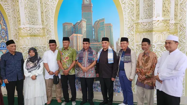 Wakil Ketua MPR RI, Ahmad Muzani, menghadiri peringatan Maulid Nabi Muhammad sekaligus peresmian Masjid SMA N 6 Tambun, Kabupaten Bekasi, Jawa Barat, Sabtu (29/10/2022) (Istimewa)