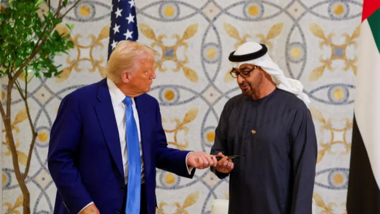 ⁠Terungkap Cara UEA Menyambut Presiden AS Donald Trump, Berjejer Wanita 'Dipamerkan' Jadi Sorotan