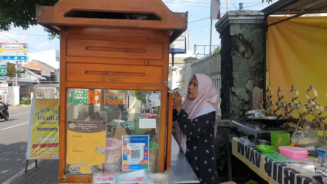 Punya Dua Cabang Dekat Kampus, Bubur Ayam D'Sari Permudah Transaksi dengan QRIS BRI