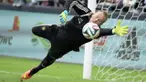 Jean-Francois Gillet kiper Mechelen klub Liga Pro Belgia tampil luar biasa dengan menggagalkan 3 penalti Anderlecht secara beruntun pada Minggu (4/10/2015).