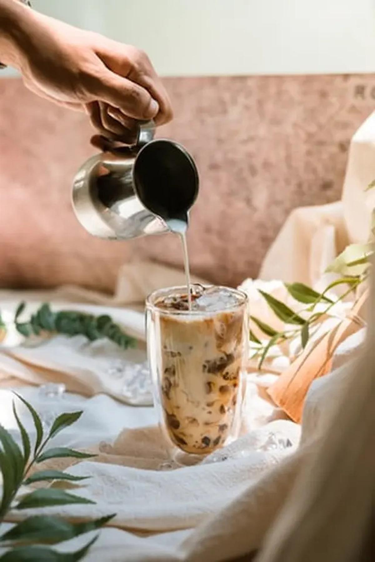 11 Resep Es Nutrijel Cincau yang Segarnya Bikin Nagih, Cocok untuk Menu Buka Puasa