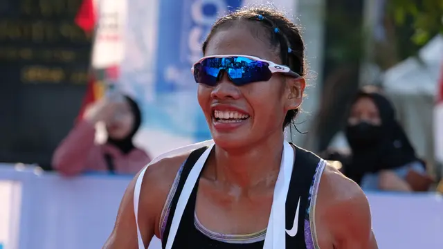 Perbarui Rekor, Pelari PORBIN Odekta Elvina Kampiun Lari Semarang 10K