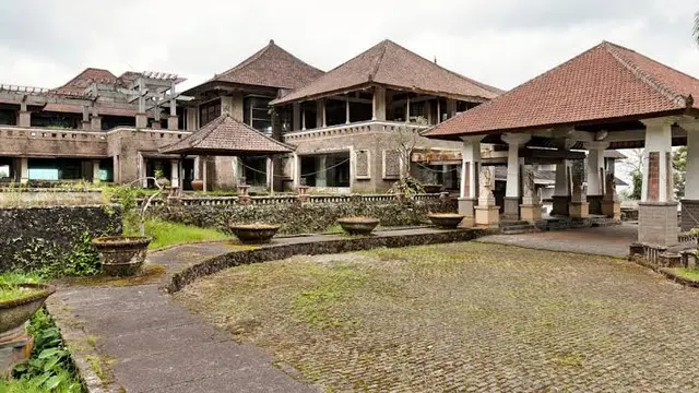 Hotel di Bedugul ini dikenal sebagai lokasi wisata horor
