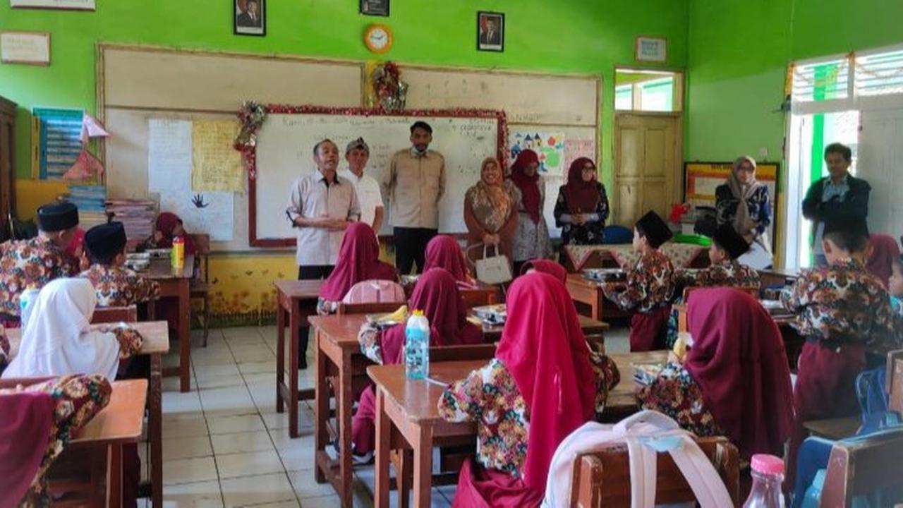 Catatan Wali Kelas di Rapor: Motivasi, Evaluasi dan Lebih dari Sekadar Nilai