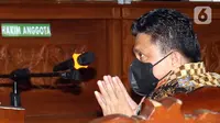 Tersangka kasus pembunuhan berencana Ferdy Sambo jalani sidang di Pengadilan Negeri Jakarta Selatan, Senin (17/10/2022). Ferdy Sambo bersama tiga tersangka lainnya akan menjalani sidang perdana kasus pembunuhan berencana  terhadap Brigiadir J.(Liputan6.com/Herman Zakharia)
