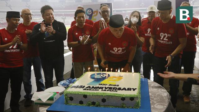 Foto: Mengintip Ragam Acara di Perayaan Hari Jadi PSSI ke-92 di SUGBK, Ada Legenda hingga Laga Selebriti FC