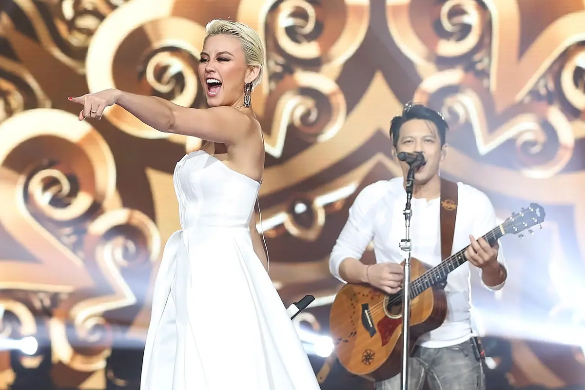 [Bintang] Agnez Mo - NOAH