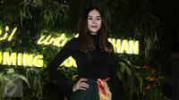 Aura Kasih, salah satu penyanyi cantik asal kota Bandung (Liputan6.com/Herman Zakharia)