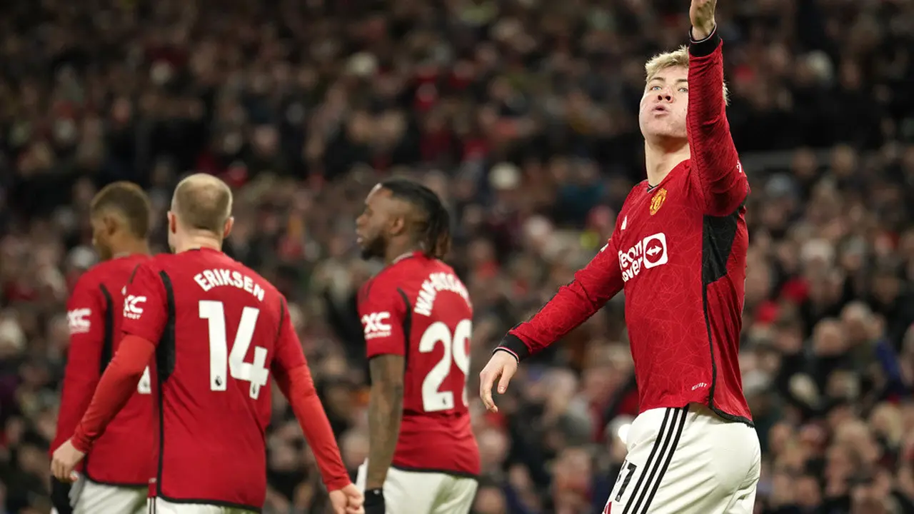 Manchester United Vs Tottenham Hotspur