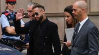 Neymar Jr hadir dalam persidangan terkait dugaan korupsi dan penipuaan, saat transfer dirinya ke Barcelona, pada tahun 2013 lalu. (AFP)