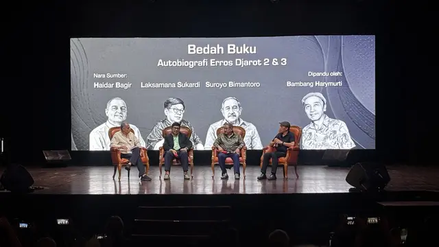 Peluncuran Autobiografi Erros Djarot. (Matias Purwanto/ Kapanlagi.com)