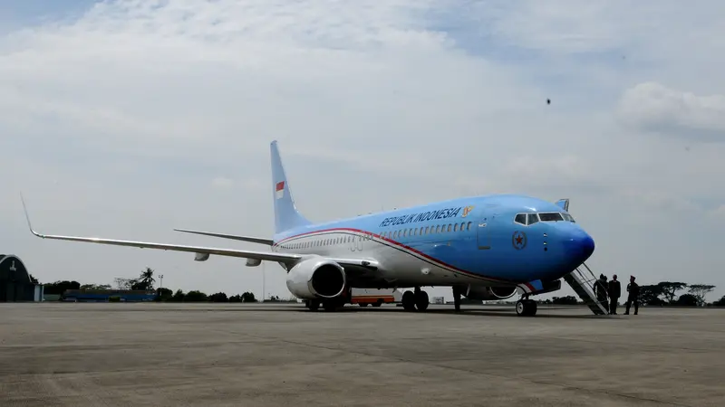 Penyambutan Kedatangan Pesawat Kepresidenan BBJ-2 di Baseops Lanud Halim_20140410
