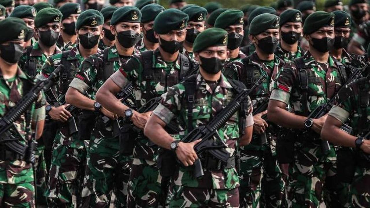 Sosok Serda Fajar Persada, Anggota TNI Ganteng & Pintar Mengaji Bikin Hati Bergetar