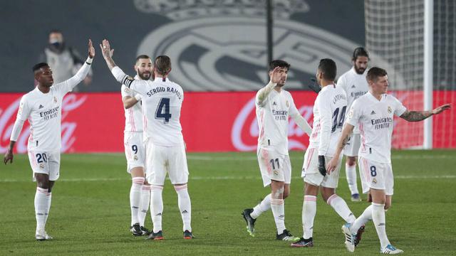 FOTO: Taklukkan Granada, Real Madrid Bayangi Atletico Madrid di Puncak Klasemen La Liga