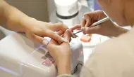 Cara Merawat Kutikula Kuku agar Tetap Lembap, Sehat, dan Tak Mudah Robek