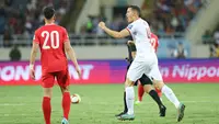 Pemain Timnas Indonesia, Jay Idzes melakukan selebrasi setelah mencetak gol ke gawang Timnas Vietnam pada laga Grup F Kualifikasi Piala Dunia 2026 di My Dinh Stadium, Vietnam, Selasa (26/03/2024). (Dok.PSSI)