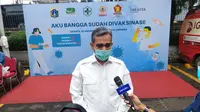Sekjen Partai Gerindra Ahmad Muzani turut meninjai proses vaksinasi booster yang digelar di halaman DPP Partai Gerindra. (Ist)