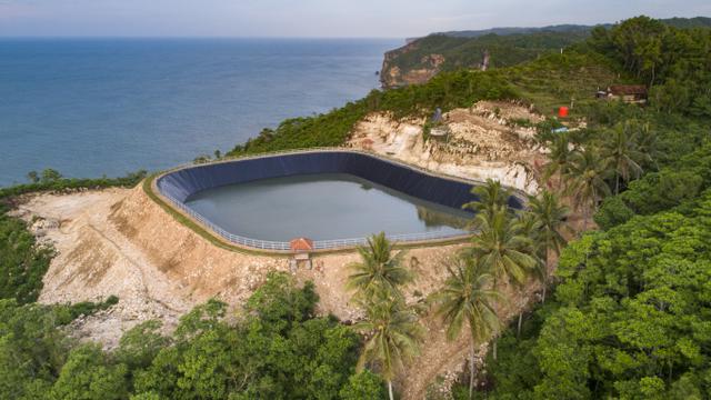 Membangun Asa Petani Gunungkidul lewat Cadangan Air Embung Tadah Hujan Grigak