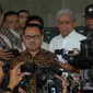 Menteri ESDM Sudirman Said memberikan keterangan usai memenuhi undangan di KPK, Jakarta, Selasa (24/5). Sudirman mengatakan undangan itu terkait dengan kerja sama di bidang pencegahan korupsi antara KPK dan Kementerian ESDM. (Liputan6.com/Helmi Afandi)