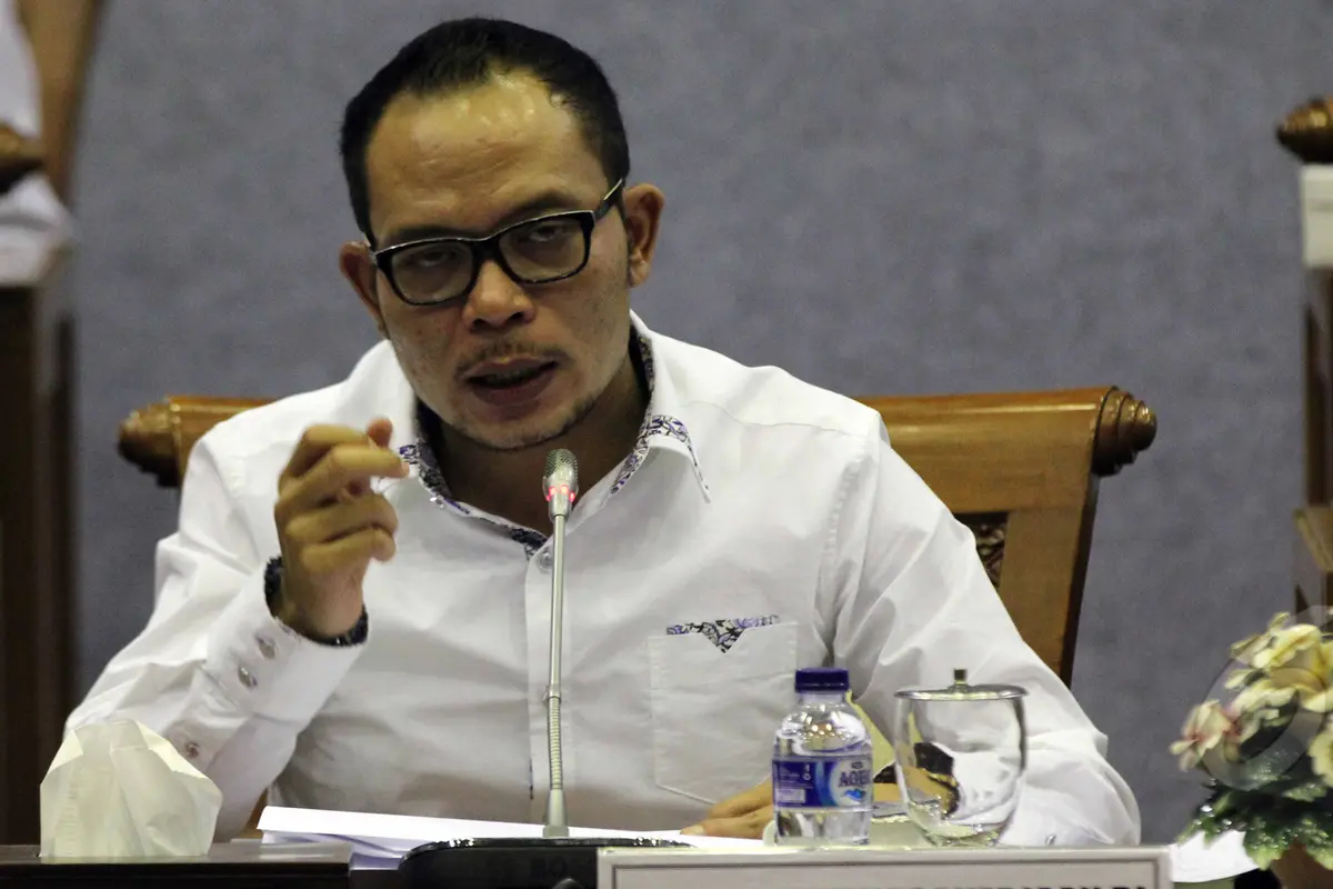Menakertrans Raker dengan Komisi IX