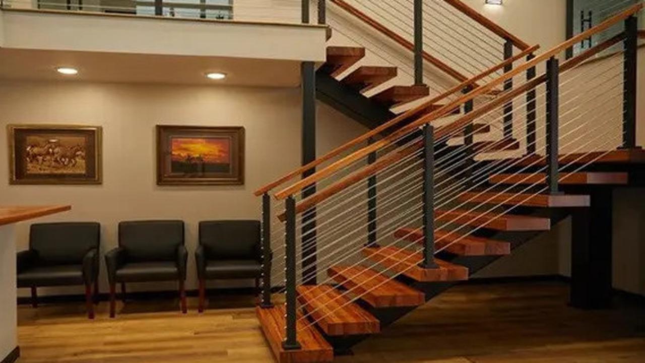 Model Railing Tangga Minimalis Mewah, Sentuhan Elegan untuk Interior Modern