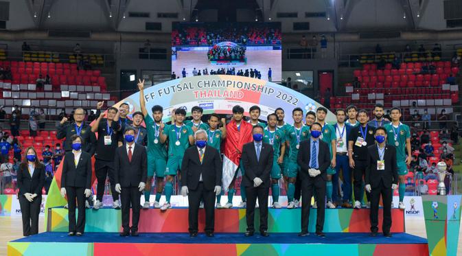 Timnas Indonesia menjadi runner up pada Piala AFF Futsal 2022 setelah kalah adu penalti dari tuan rumah Thailand di Bangkok, Minggu, 19 April. (foto: PSSI)