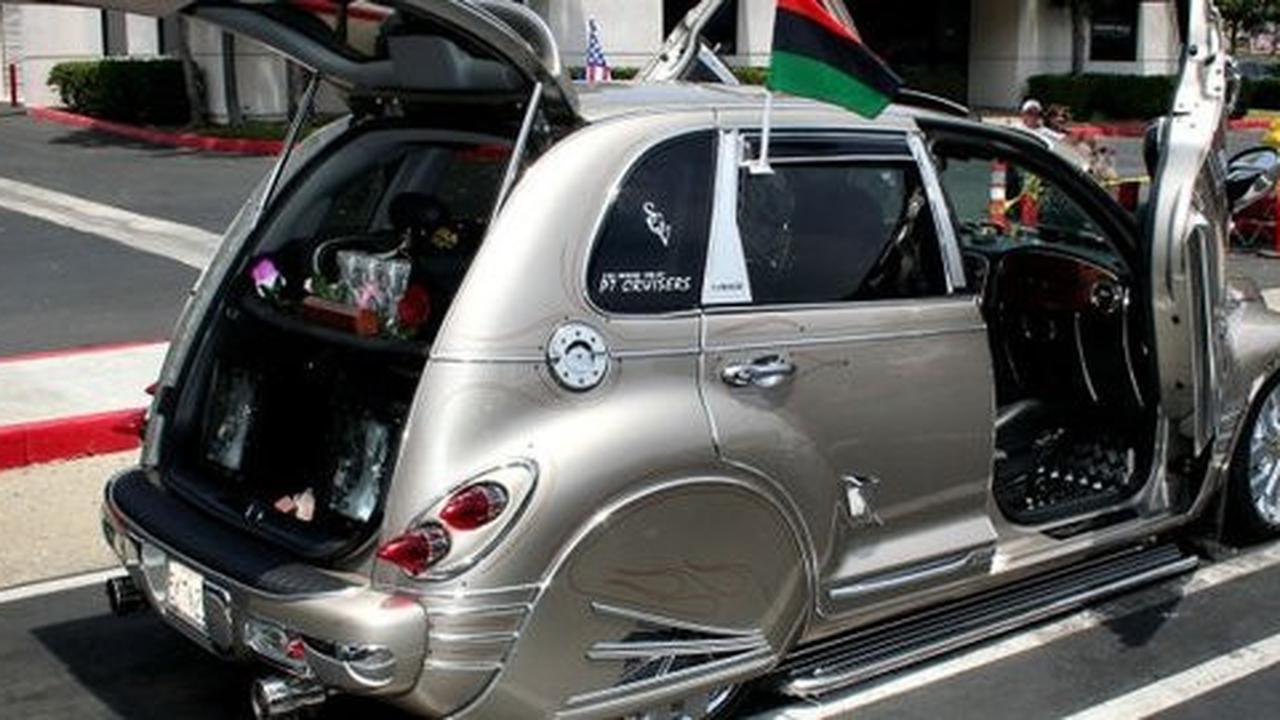 Kurang fungsi, ini 7 Modifikasi mobil paling tak berguna