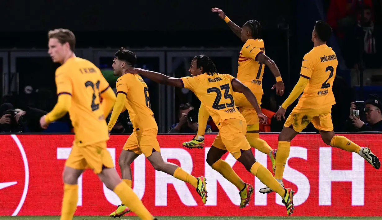 Barcelona akan menjamu PSG pada leg kedua perempat final Liga Champions 2023/2024 pekan depan. (Miguel MEDINA/AFP)