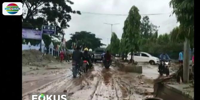 Normalisasi Jalan Sentani Terdampak Banjir Bandang Mulai Dilakukan