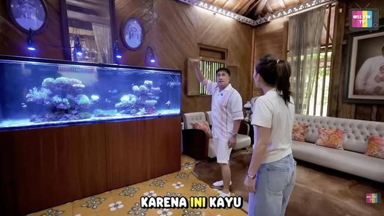 7 Potret Ruang Tamu Rumah Irfan Hakim, Gaya Joglo yang Homey
