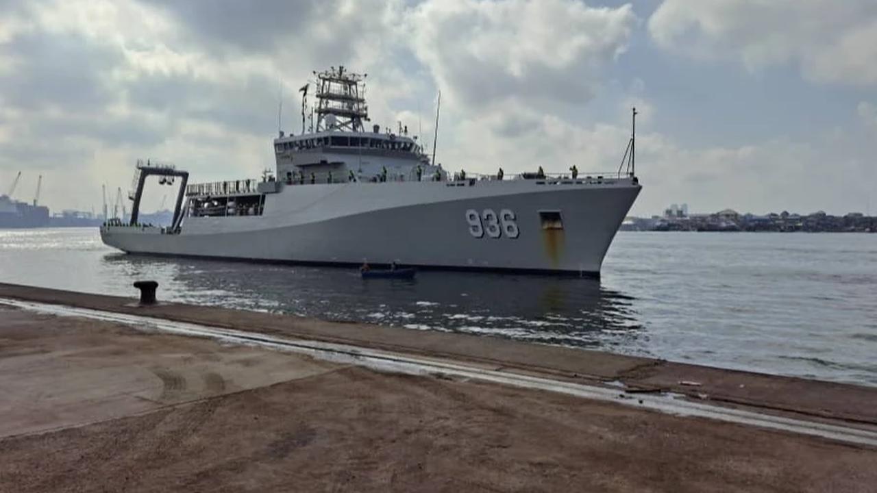 FOTO: KRI Canopus 936 Sandar di Lagos Perkuat Diplomasi Maritim