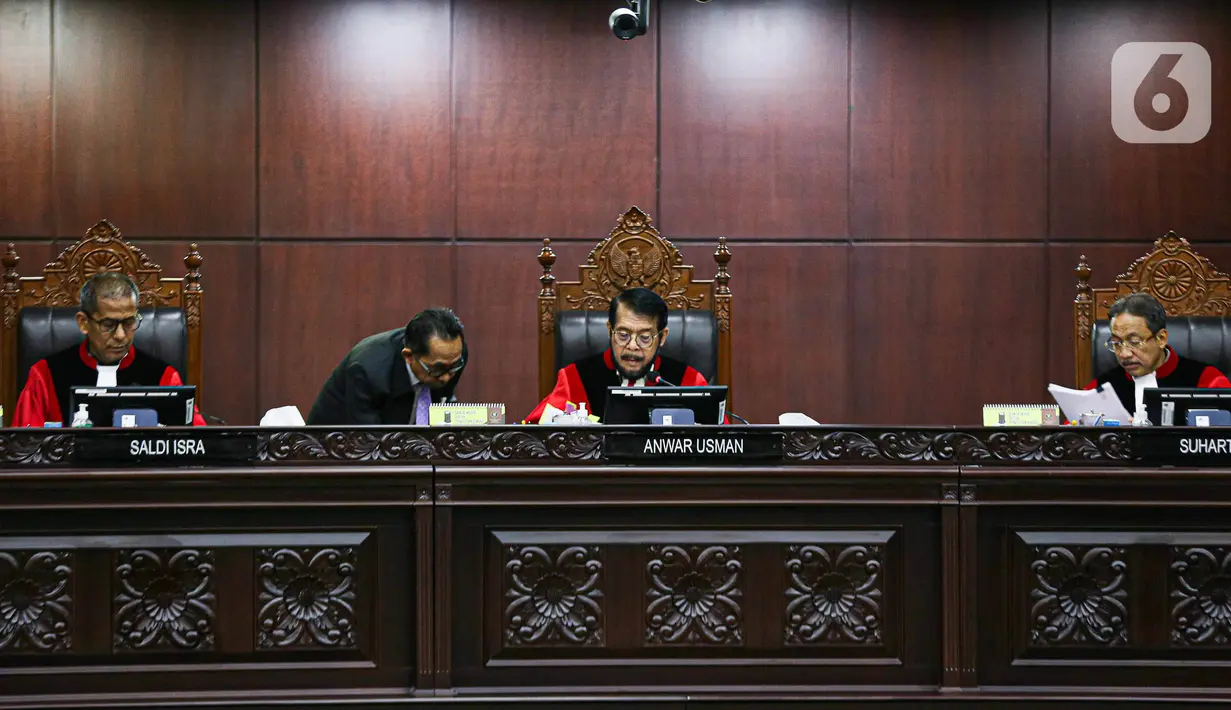 Dalam putusan ini, ada dua Hakim Konstitusi yang memiliki pendapat berbeda. (Liputan6.com/Faizal Fanani)