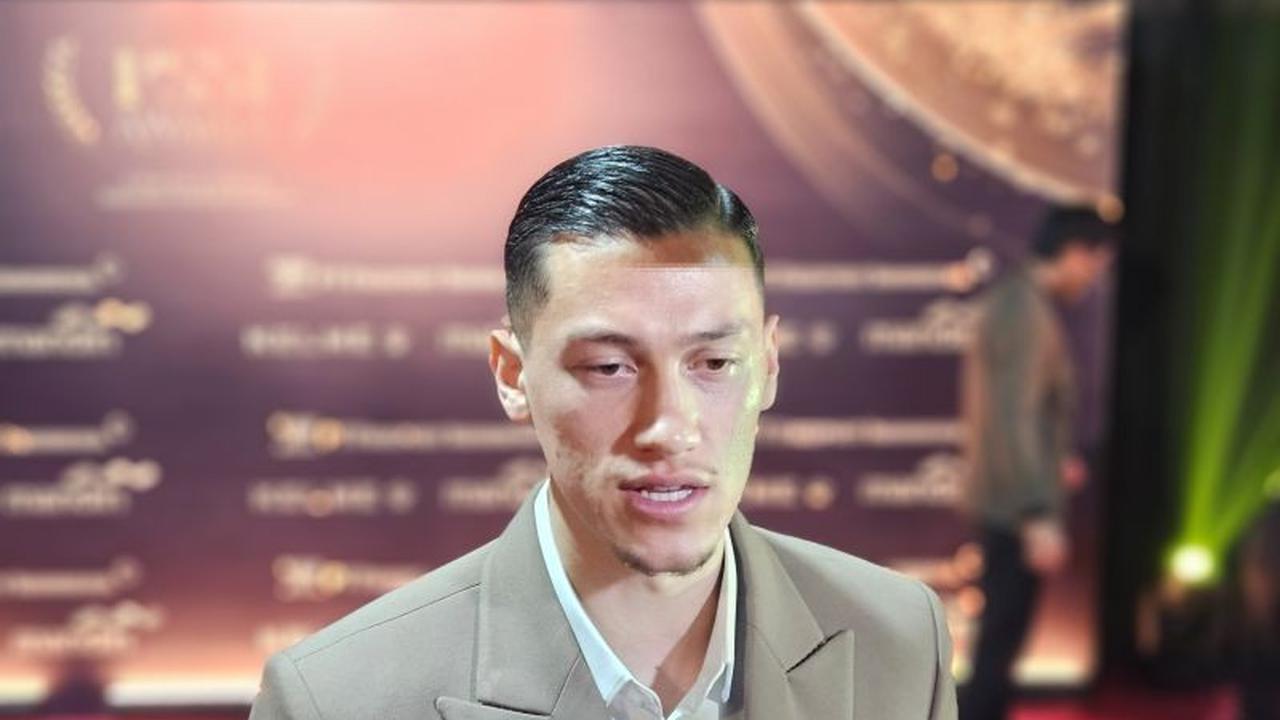 Jay Idzes Raih Penghargaan Pemain Terbaik di PSSI Awards 2026, Ungguli Bintang Lain
