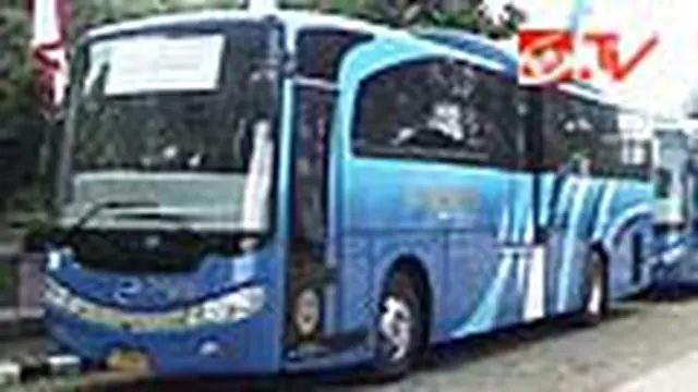 Bus Pengumpan Busway Diminati Penumpang
